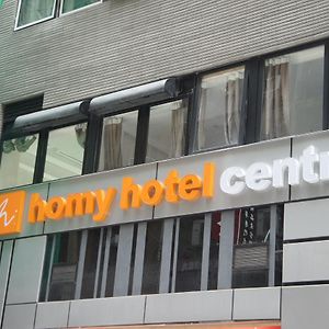 Homy Hotel Central